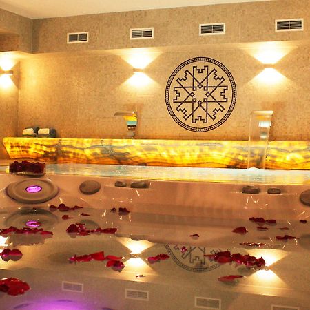 Castelo Hotel 查韦斯 外观 照片
